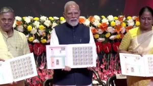 The verdict in Malegaon blast case came after 17 years, all 7 accused including Sadhvi Pragya Thakur were acquitted, BJP said Congress should answer saffron terrorism (83)-9LhW59Nr69.jpg
